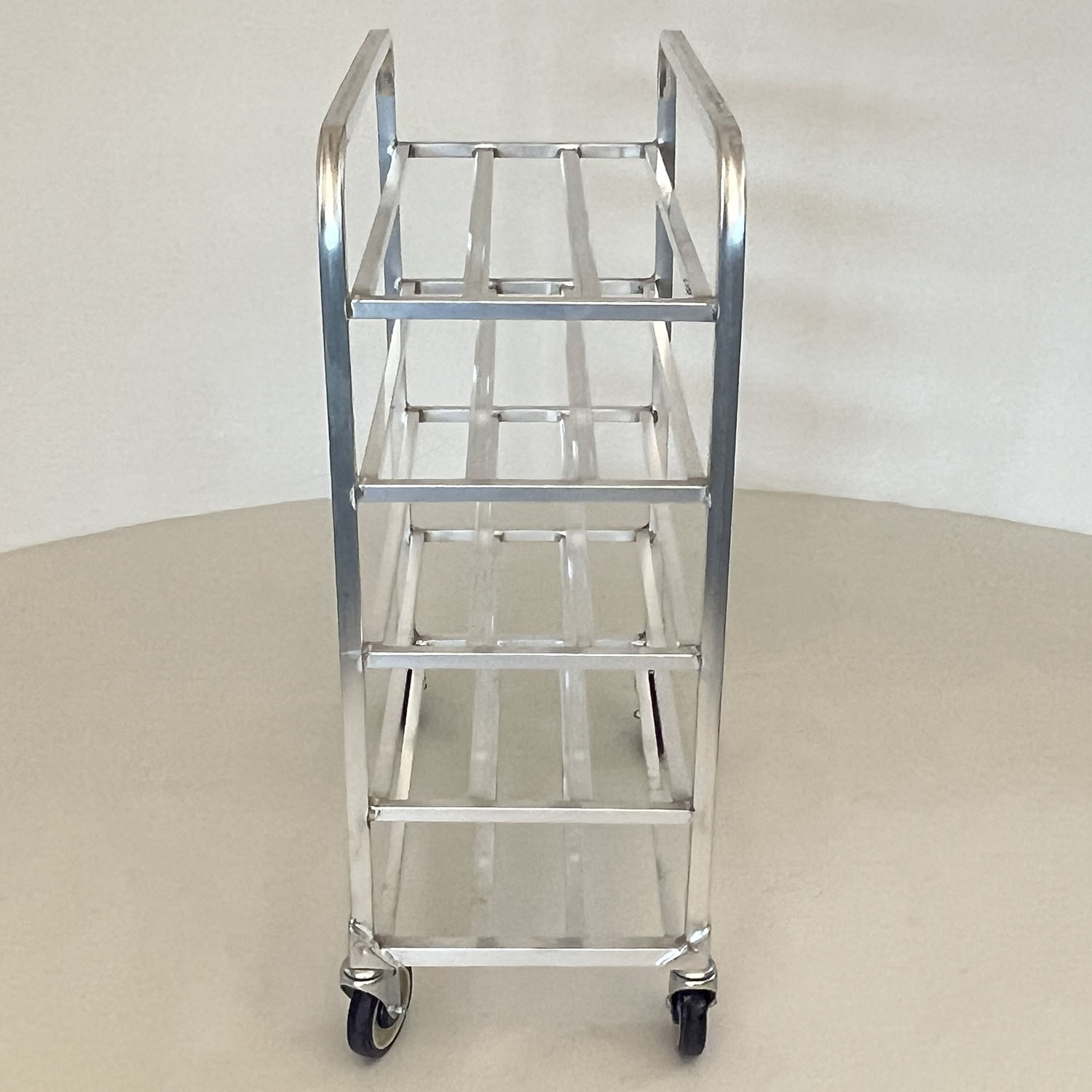NSF approved. This food service cart meets strict standards and procedures imposed by NSF.