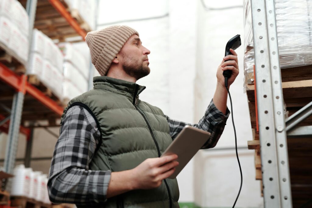 warehouse worker scanning something in the warehouse